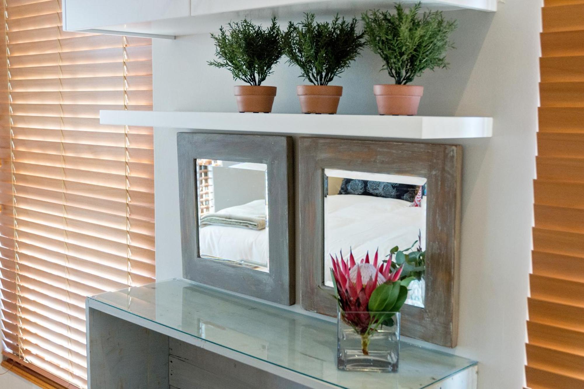 Chung cư 99 m² 2 phòng ngủ, 2 phòng tắm riêng ở Trung tâm Stellenbosch Ngoại thất bức ảnh